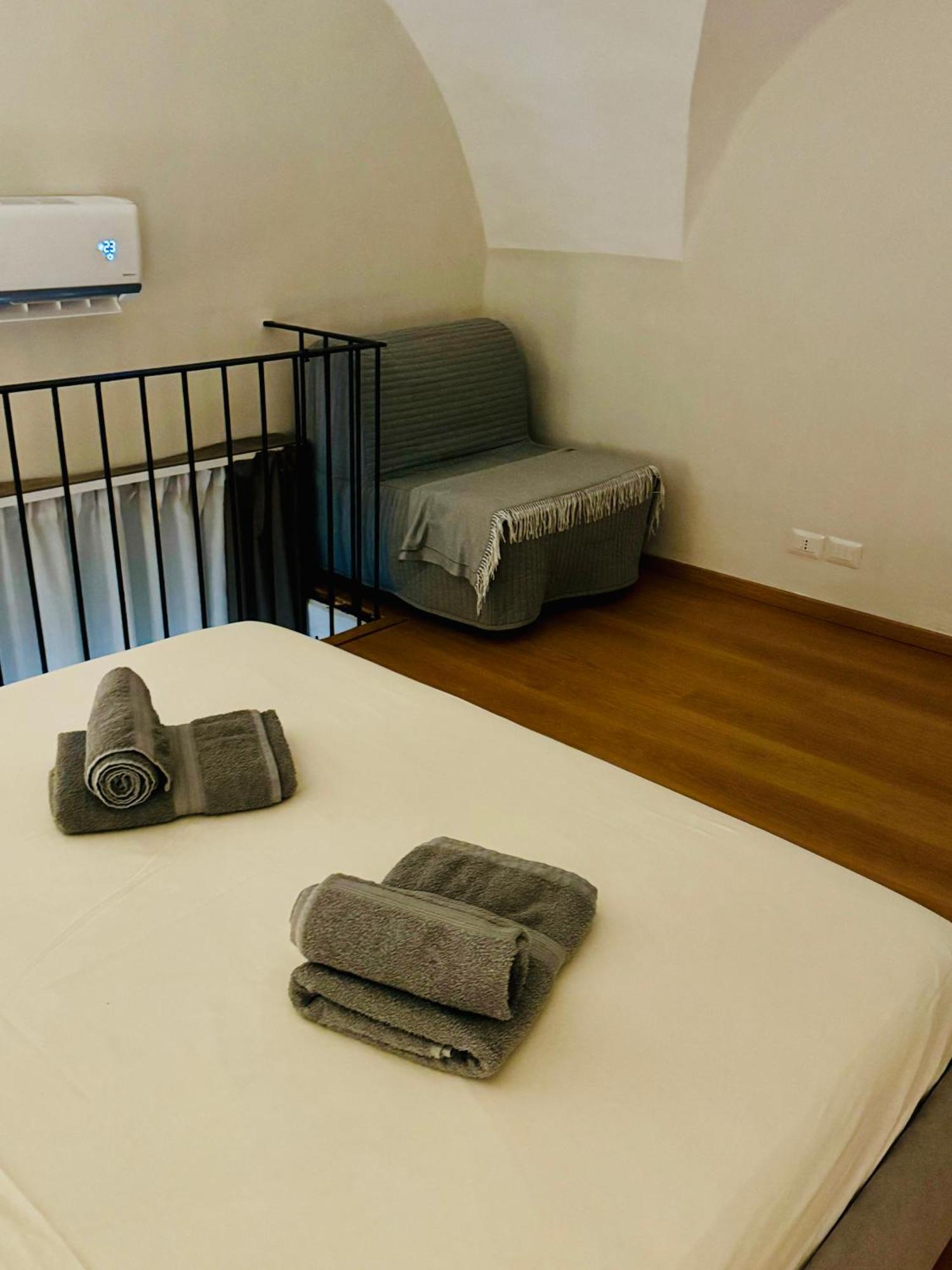 Almond Apartment カターニア エクステリア 写真